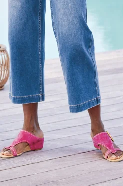 Soft Surroundings Donald Pliner Ofelia Wedge Slide><noscript><img width=