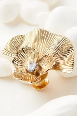 Soft Surroundings Zinnia Petal Brooch> rings & pins
